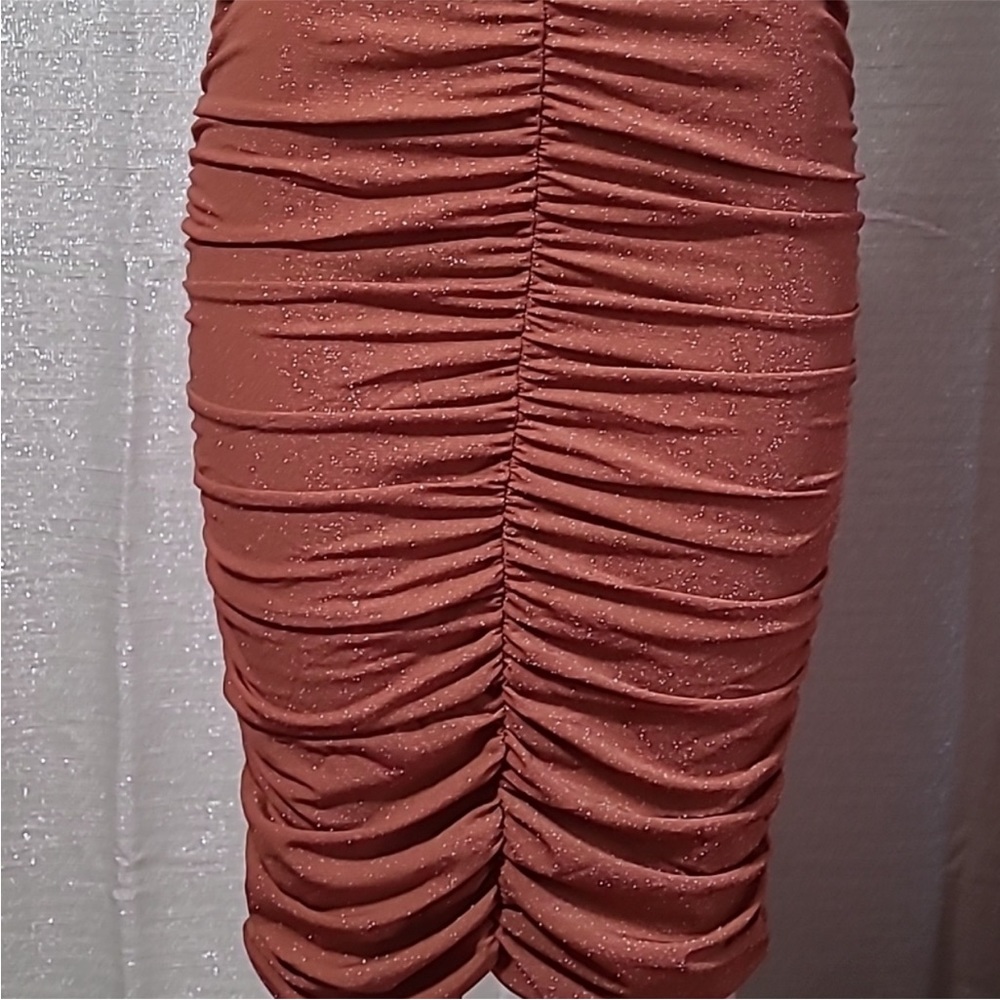 Super sexy dresses - Picture 5 of 8